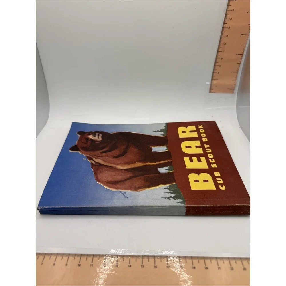 Vtg 1961 BEAR CUB SCOUT BOOK BOY SCOUTS AMERICA HANDBOOK